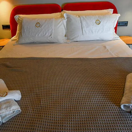 Golden Theth فندق 4*