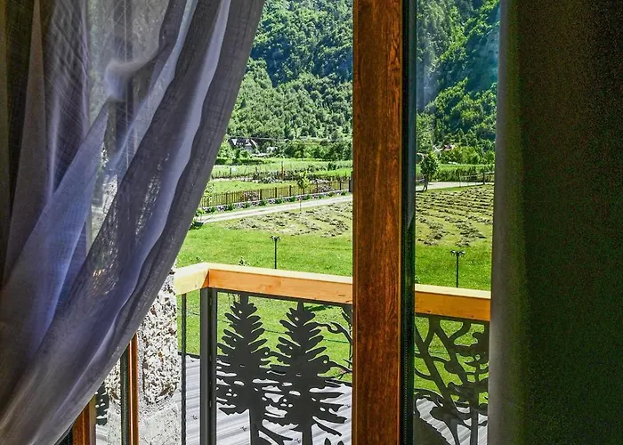 Golden Theth Hotell 4*