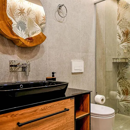 Golden Theth Отель 4*