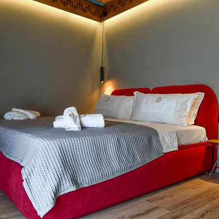 Golden Theth Отель Grunas